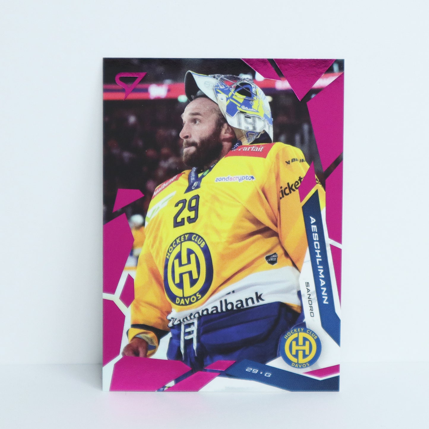037 - HCD - SANDRO AESCHLIMANN - BASE PINK