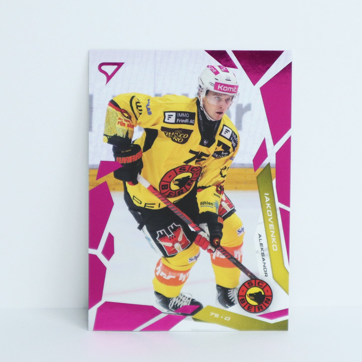 080 - SCB - ALEXANDER YAKOVENKO - BASE PINK