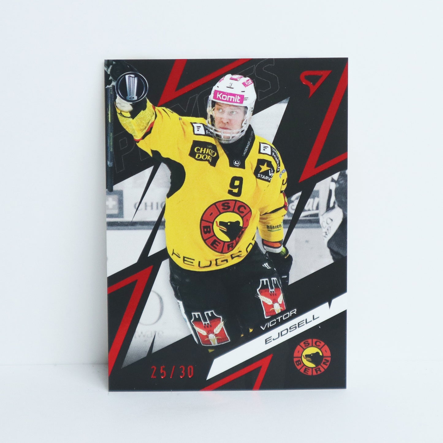 41 - SCB - VICTOR EJDSELL - BASE RED - 25/30