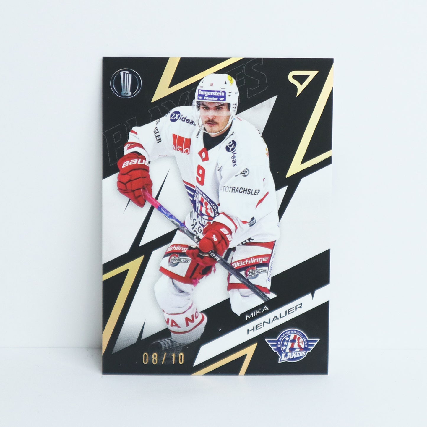 56 - SCRJ - MIKA HENAUER - BASE GOLD - 08/10