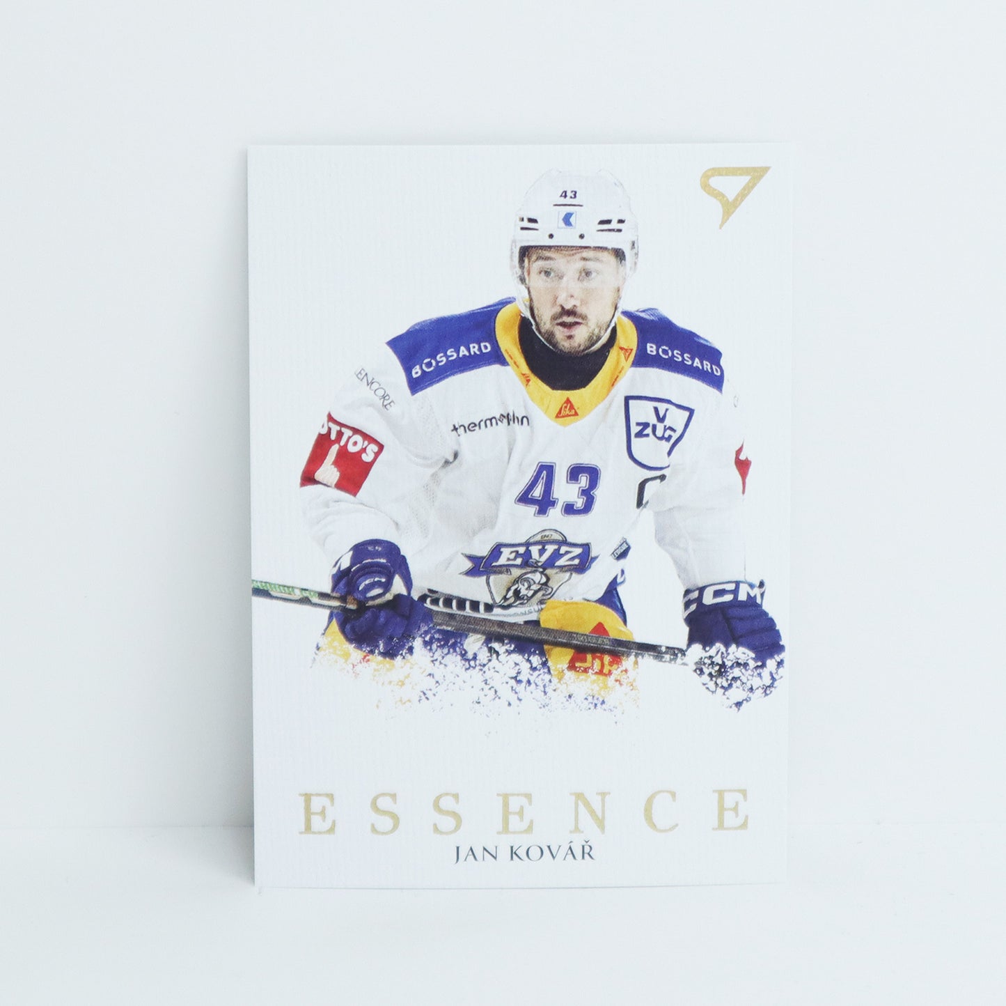 ES-09 - EVZ - JAN KOVAR - ESSENCE BASE