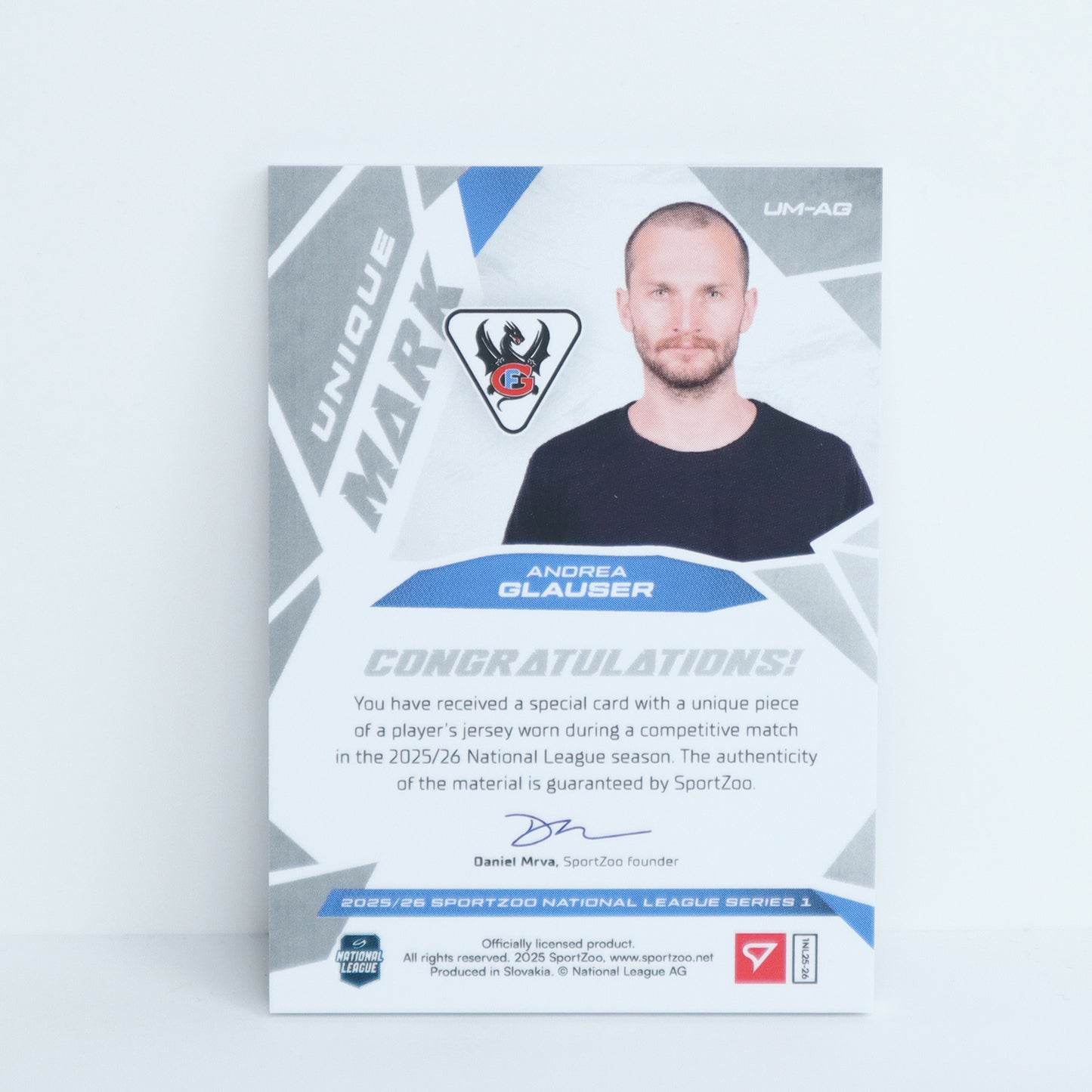 UM-AG - FRI - ANDREA GLAUSER - UNIQUE MARK - 15/18