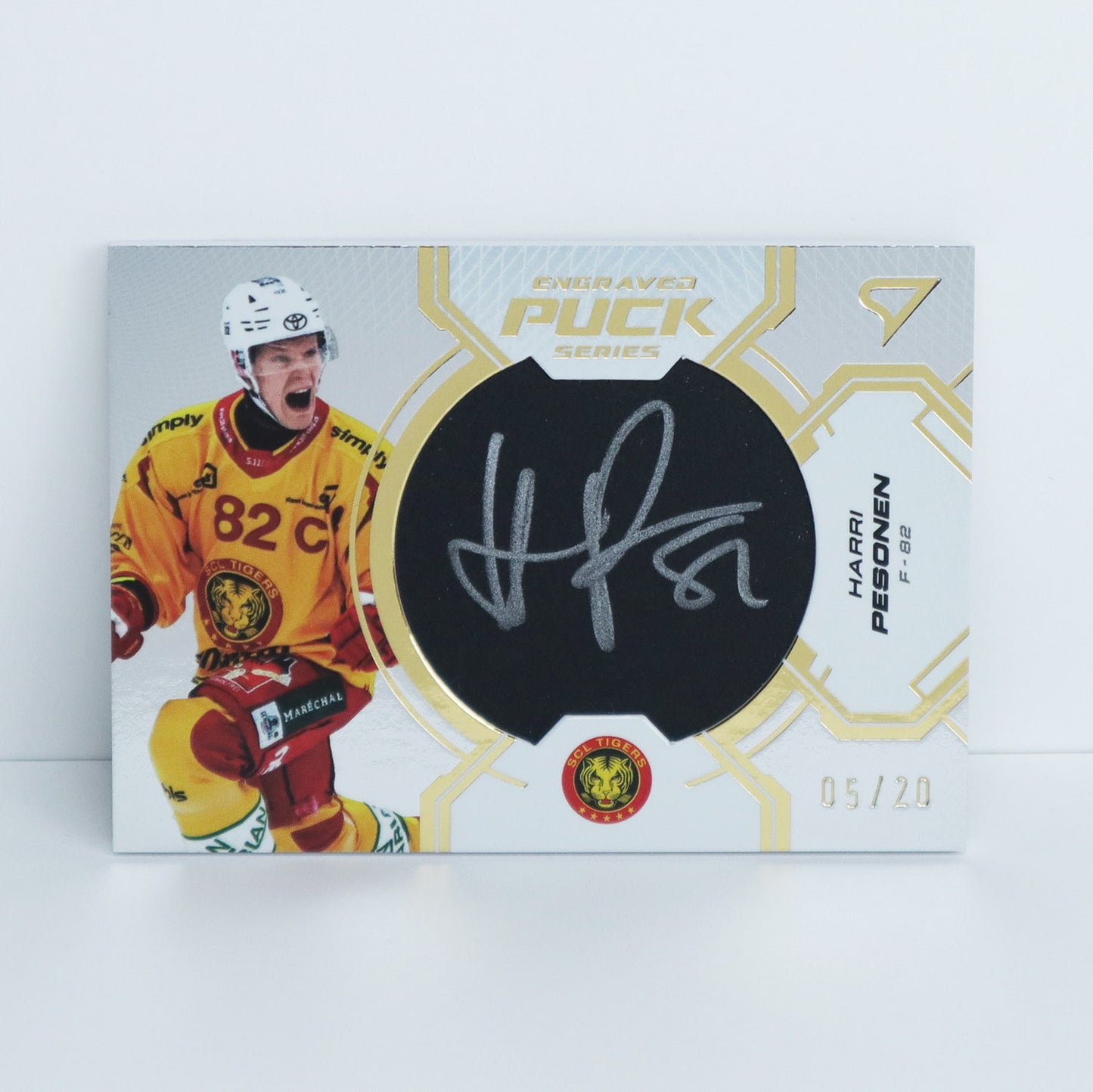EP-HP - SCL - HARRI PESONEN - ENGRAVED PUCK SERIES AUTO - 05/20