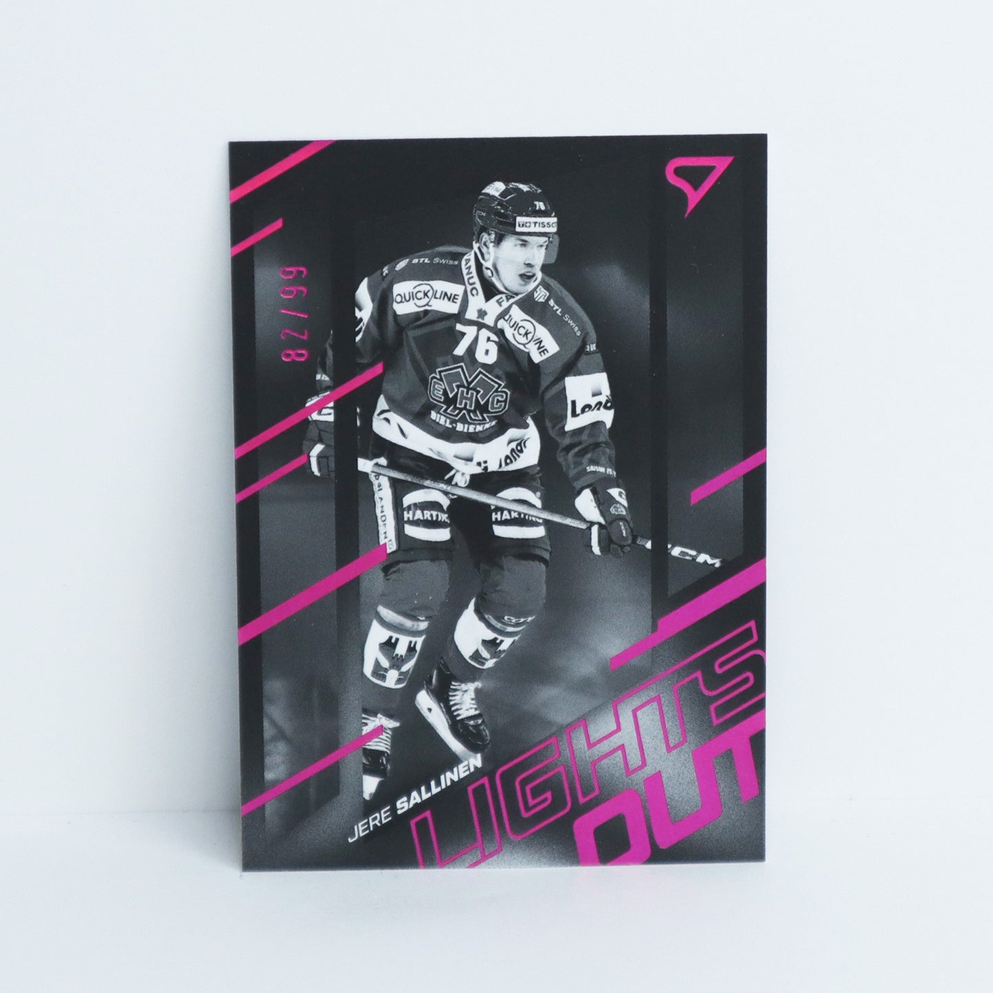 LO-28 - EHCB - JERE SALLINEN - LIGHTS OUT PINK - 82/99