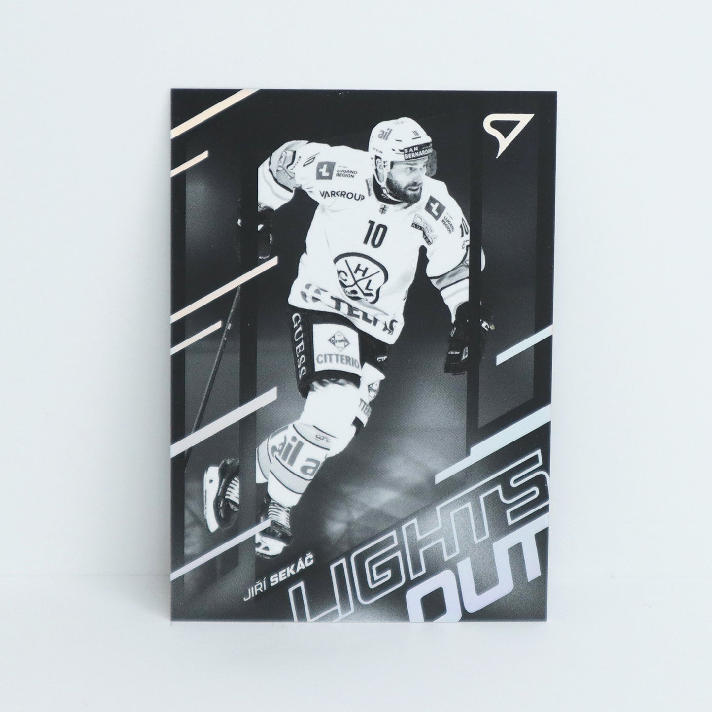 LO-33 - HCL - JIRI SEKAC - LIGHTS OUT BASE