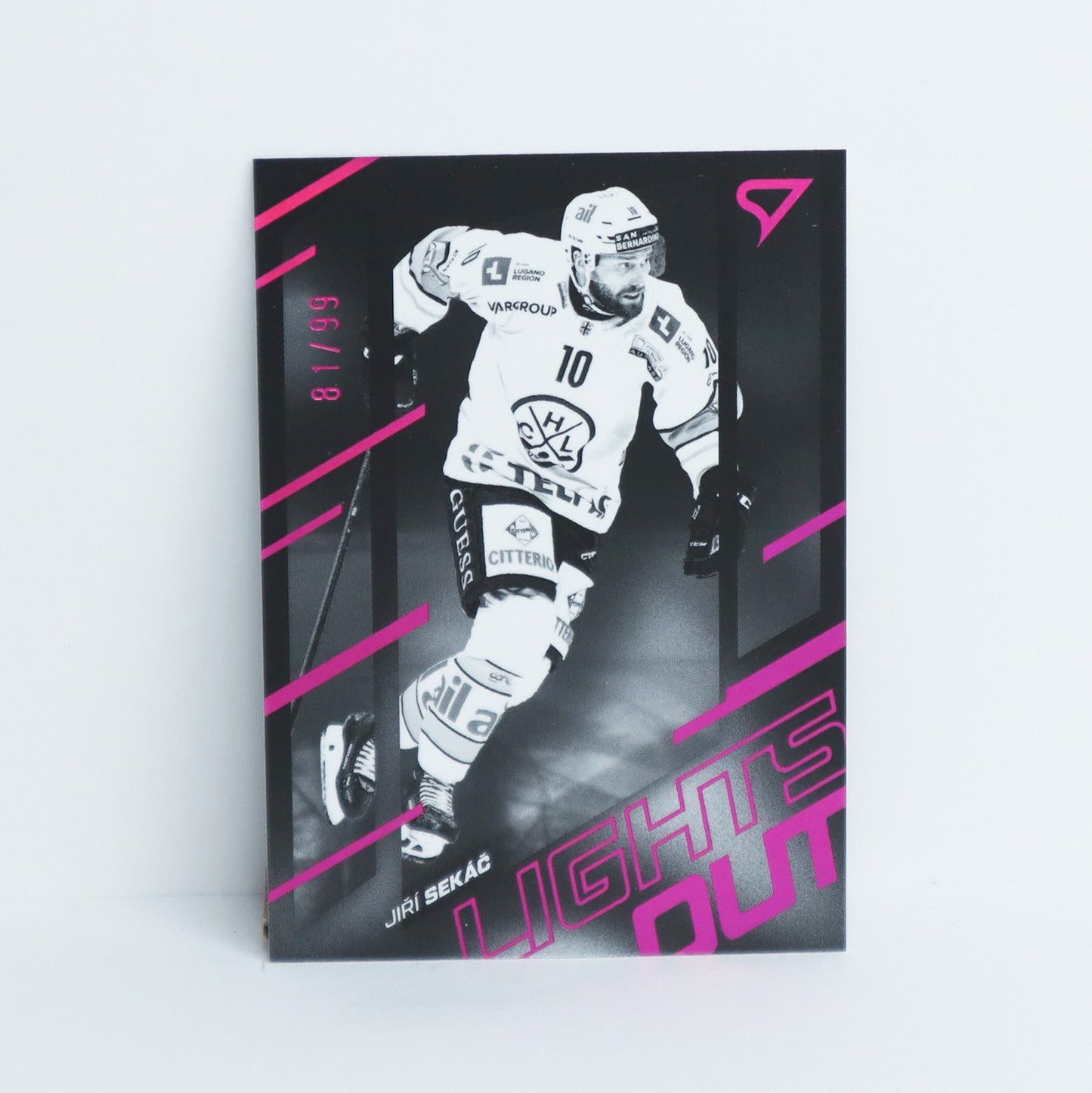 LO-33 - HCL - JIRI SEKAC - LIGHTS OUT PINK - 81/99