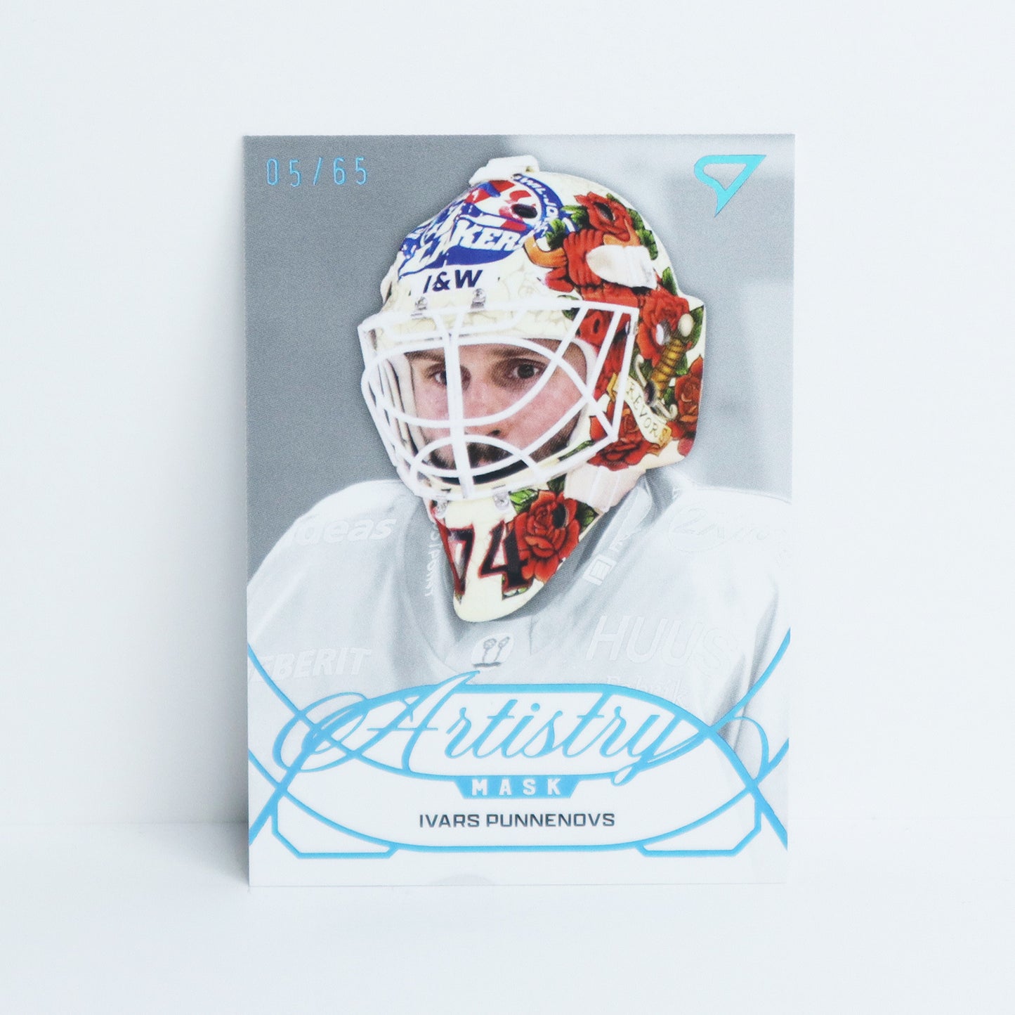 MA-19 - SCRJ - IVARS PUNNENOVS - MASK ARTISTRY BLUE - 05/65